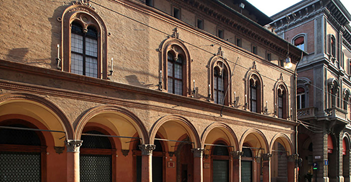 Palazzo Saraceni